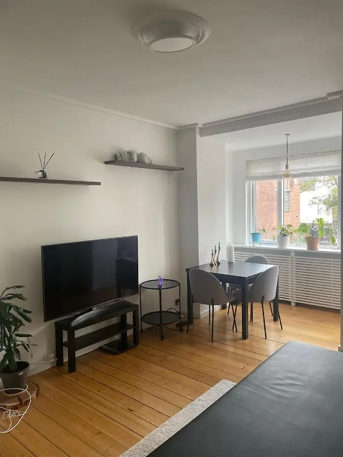 كوبنهاجن Private Spacious Room In Shared Apartment, Amager الدنمارك