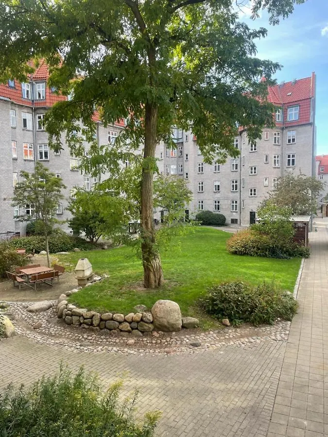 كوبنهاجن Private Spacious Room In Shared Apartment, Amager 0*,
